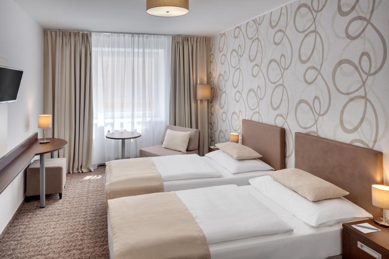 בנסוב Hotel Atlas מראה חיצוני תמונה