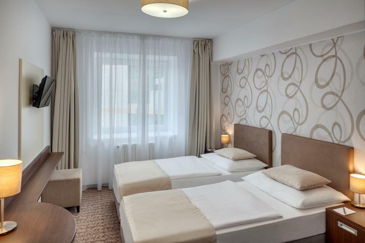 בנסוב Hotel Atlas מראה חיצוני תמונה